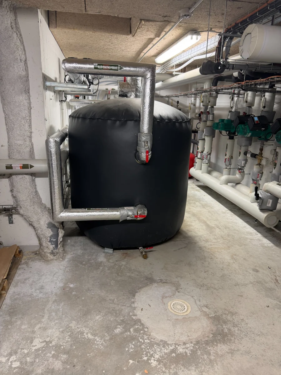 Réseau hydraulique et générateurs d’une chaufferie collective